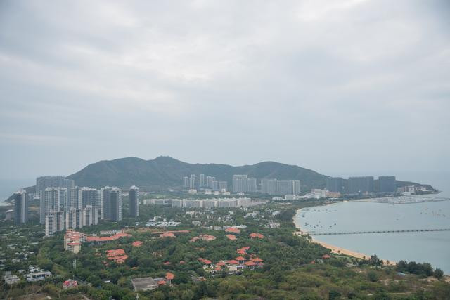 三亚哪里的海景最美,三亚的海边夜景真的很美