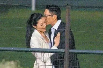 李嘉欣当年到底有多美,李嘉欣年轻时到底有多美