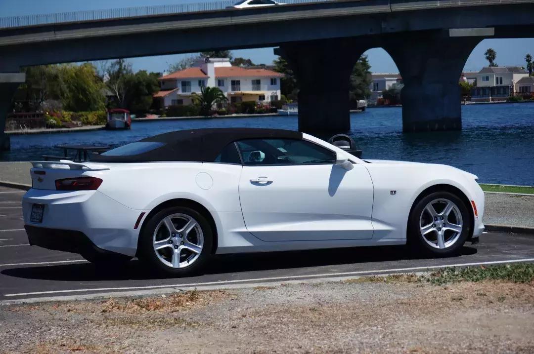 雪佛兰科迈罗道奇挑战者肌肉车,福特野马雪佛兰科迈罗道奇挑战者