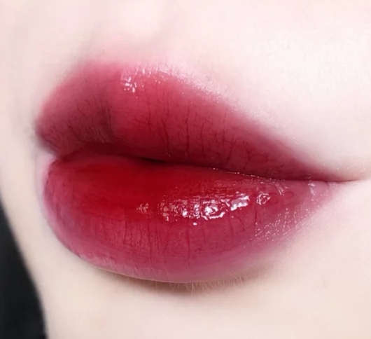 今年ysl唇釉哪款最火,ysl603唇釉显白吗