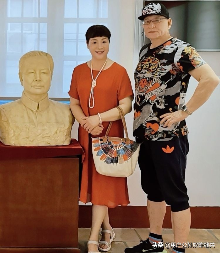 重返母校，37年情未了！校园浓缩漳州红色基因精要，革命剑出鞘…