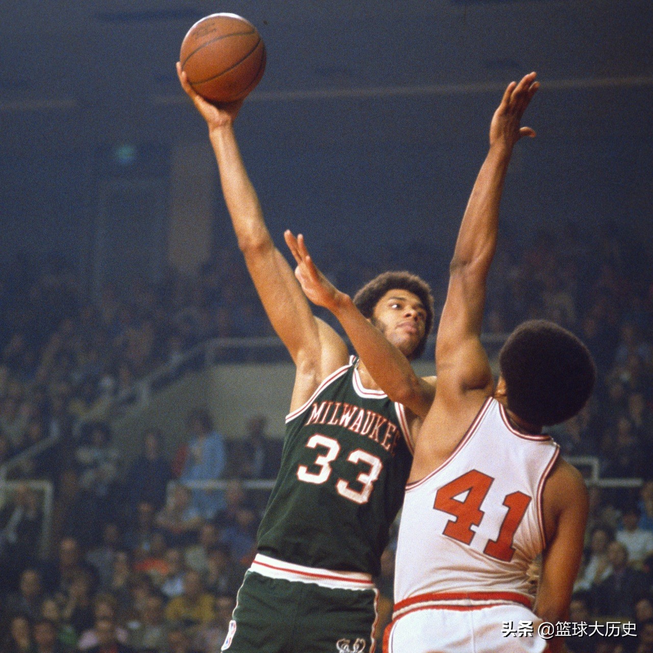 东契奇历史上第二年轻的三双球员,东契奇膜拜诺维茨基