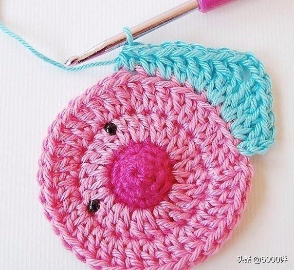 怎么用毯子做一个小熊,怎样用一根线钩小熊毯子