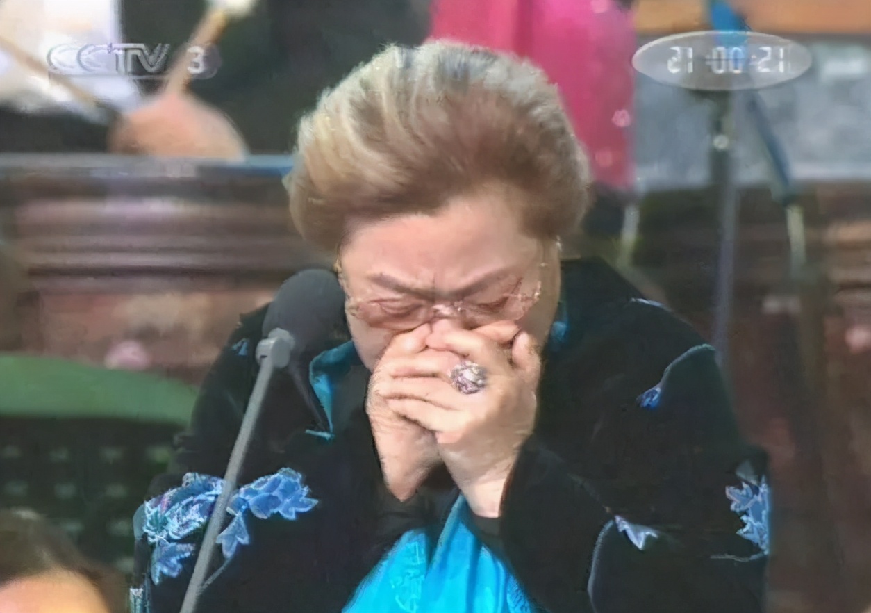 郭兰英的遗憾,郭兰英脊椎被打断原因