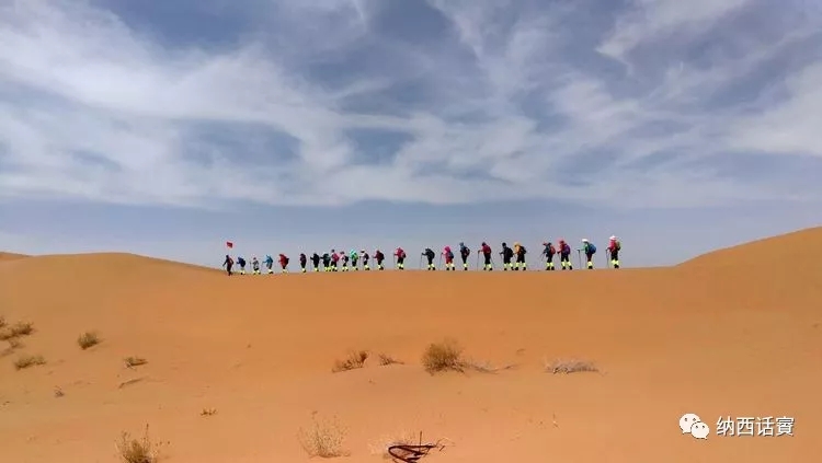 叶紫被雷劈穿越到异界,关于叶紫的穿越小说