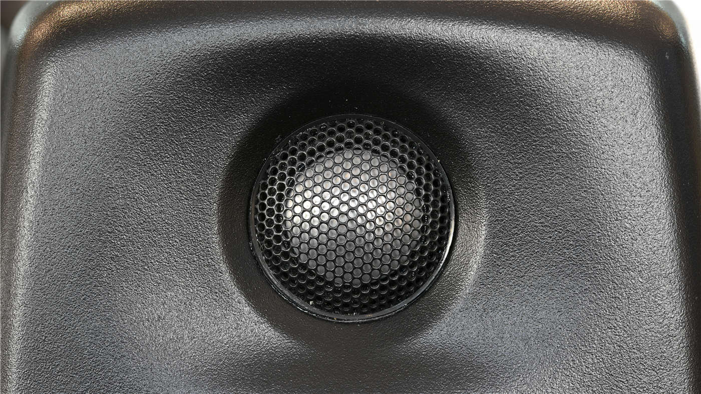 g-one杜比音箱 (真力g3有源音箱测评)