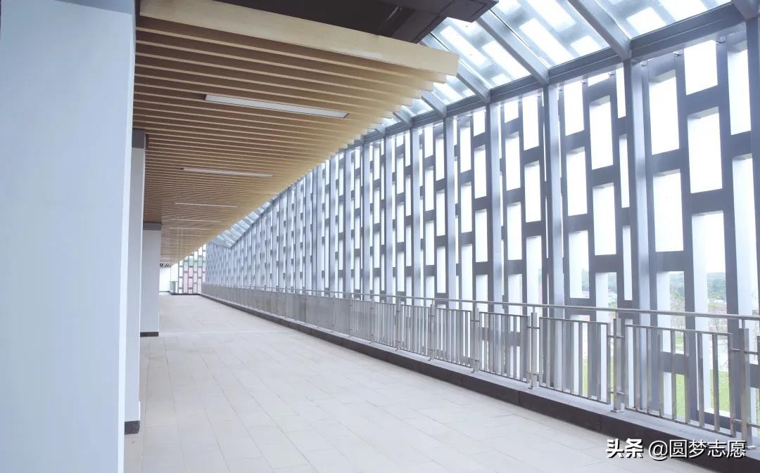 吉利学院研究生奖励15万,吉利学院奖学金政策