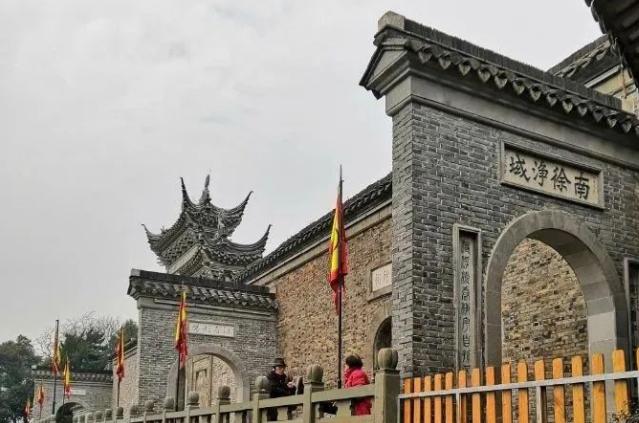 镇江的润扬大桥改名是真的吗,润扬大桥和镇扬大桥