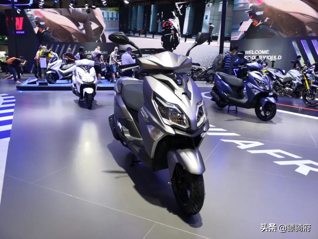 车坛常青树铃木GZ150终于有了接班人——豪爵GZS160首次亮相