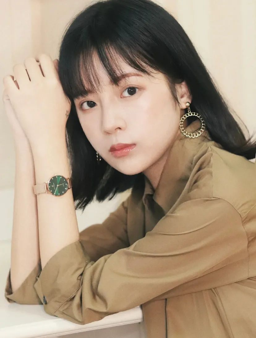 时尚潮流星空女表,ins风小众女表