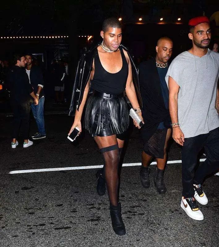 王一博的女性魅力,王一博穿女装vs肖战穿女装