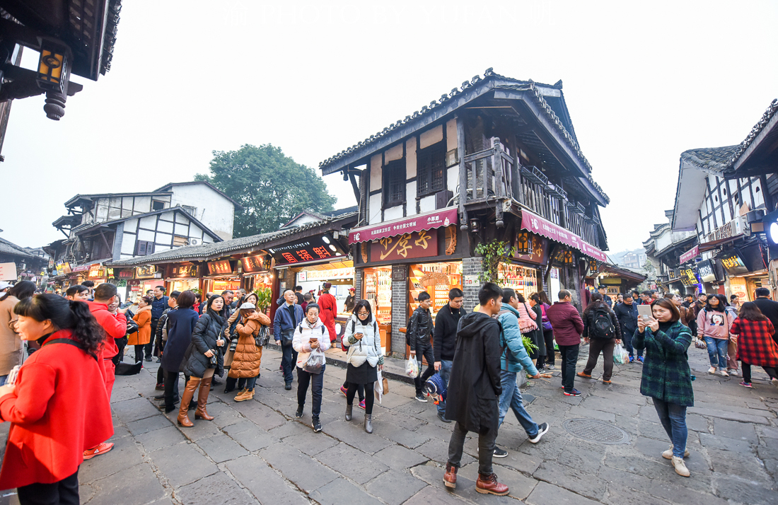 外地人到重庆必去的几个地方,去重庆怎么玩儿划算