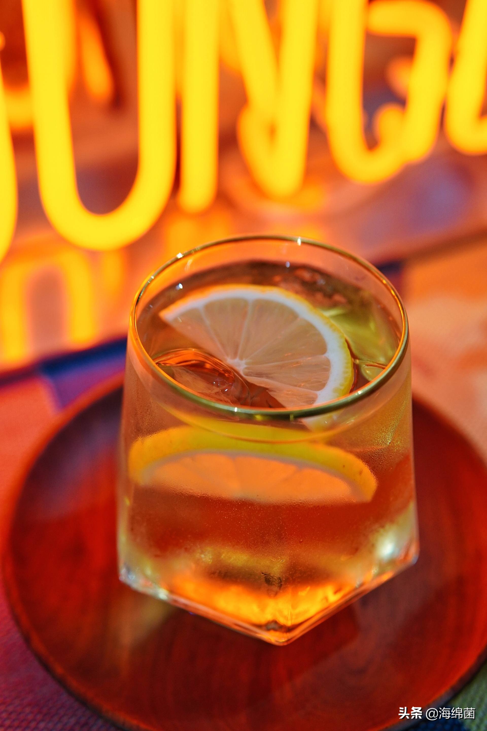 教你做一杯超好喝的夏日饮料,简单自制气泡水饮料