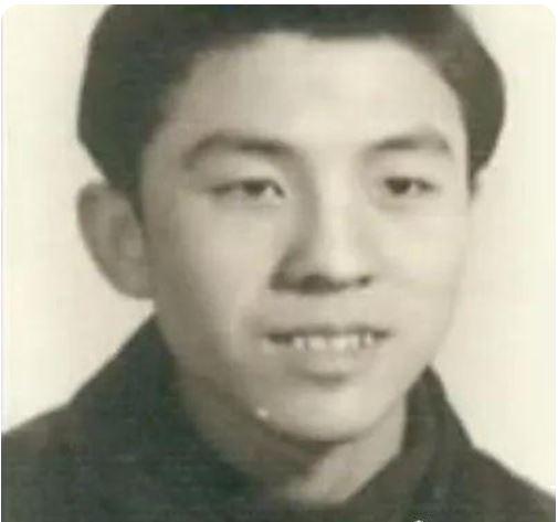 德艺双馨的老艺术家杨洪基,著名歌唱家杨洪基个人简介