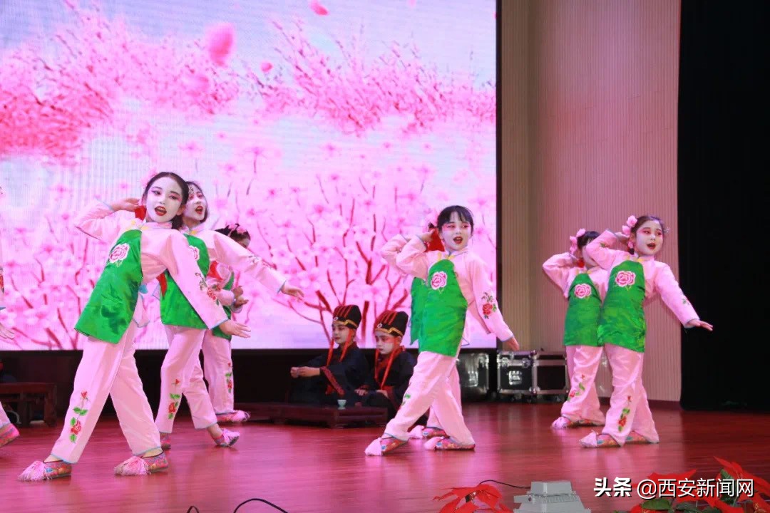 传承传统文化秦腔惠民演出,秦腔进校园幼儿园结束语