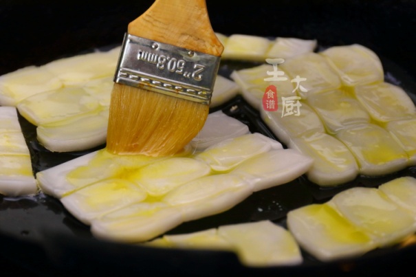 年糕用空气炸锅怎么做好吃又简单,红糖年糕怎么做好吃又简单