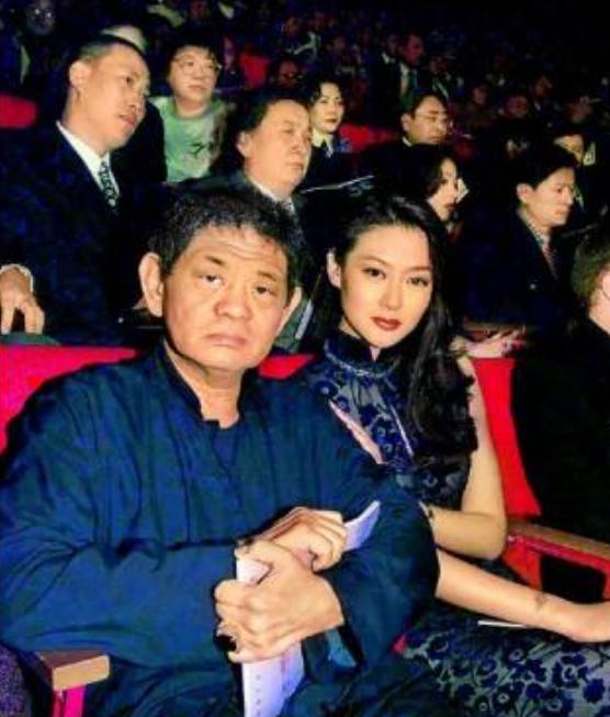 巨富黄任中简介,黄任中有多有钱