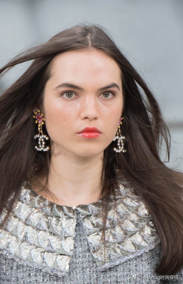 2020香奈儿秋冬发布会,chanel香奈儿早春走秀新款