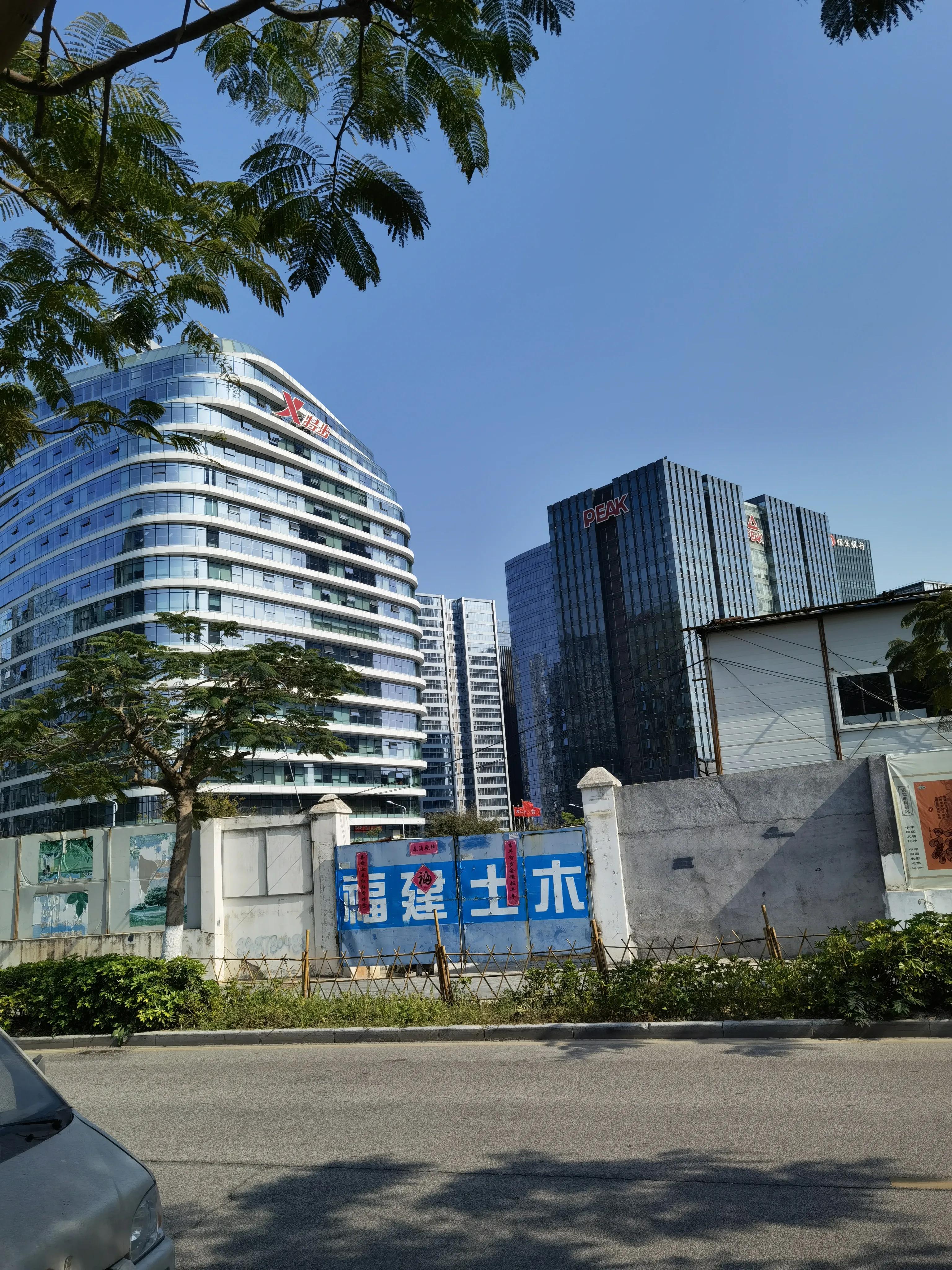 鍘﹂棬鍝噷鏈変綋鑲茬敤鍝佸簵,鍘﹂棬鍝噷鏈夊ぇ鍨嬩綋鑲茬敤鍝佸簵