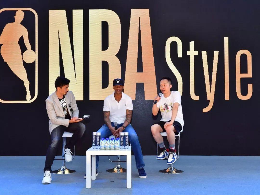 AJ、Yeezy谁更受欢迎？鞋头的本质也是球鞋复读机？