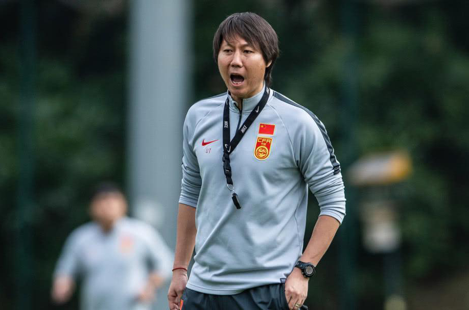 国足守住了最后的尊严,国足屡战屡败依旧满面春风