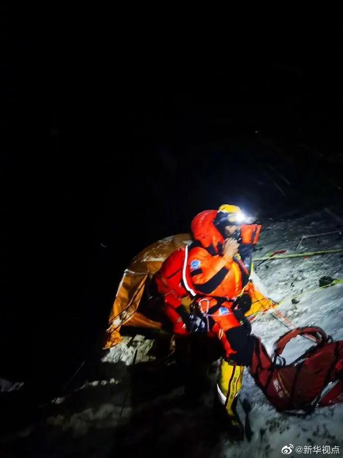 成功登顶巅峰,成功登顶珠穆朗玛峰有奖励吗