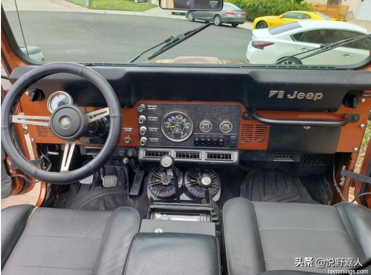 最烂的越野车内饰？16图看完吉普牧马人仪表内饰编年史