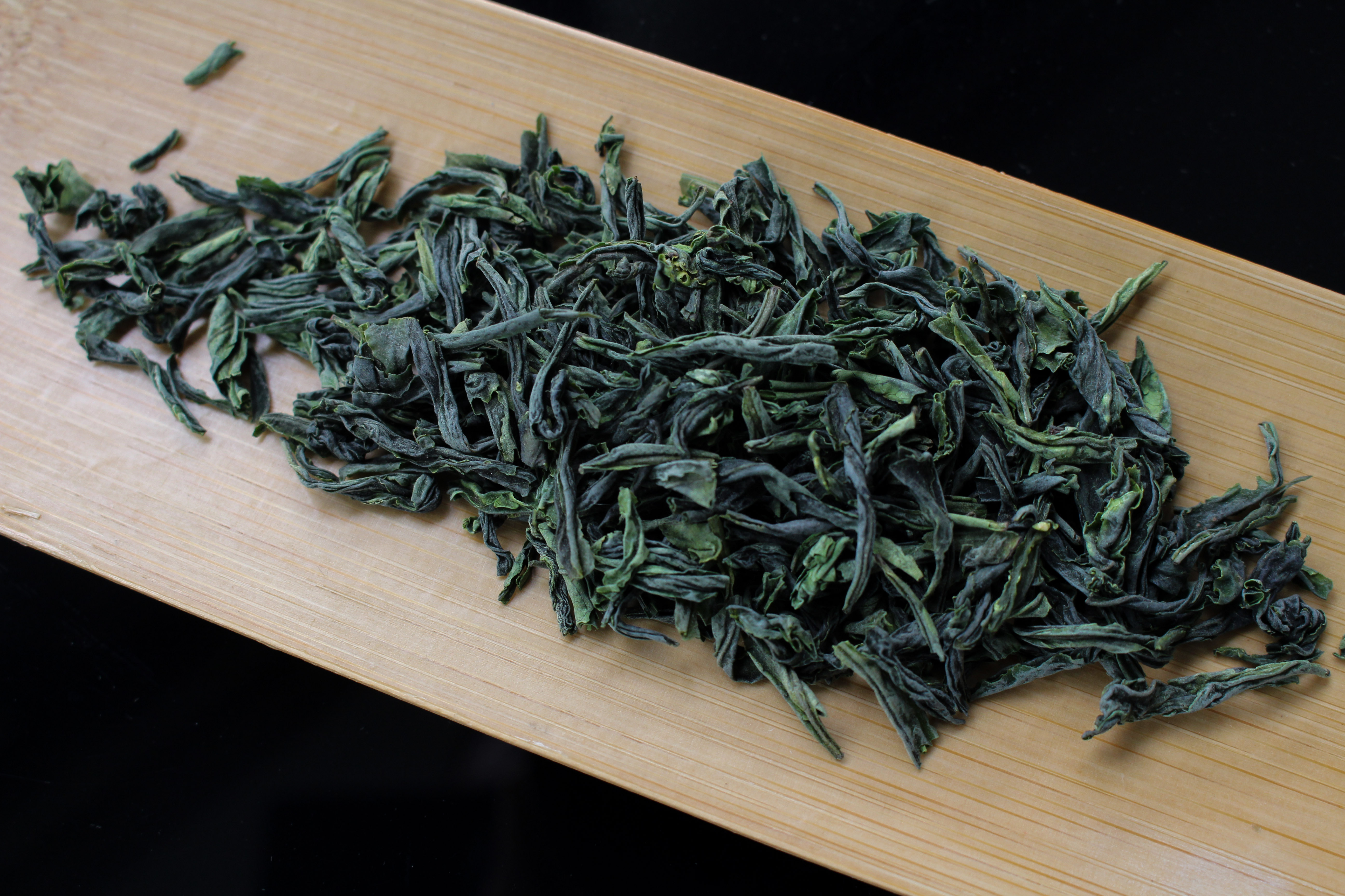 碧螺春雀舌黄山毛峰哪个绿茶好,龙井毛峰碧螺春都是绿茶吗