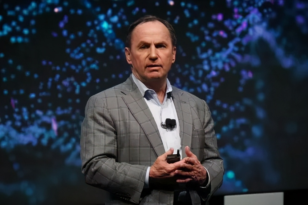 英特尔重新夺回了市场,英特尔100亿美元