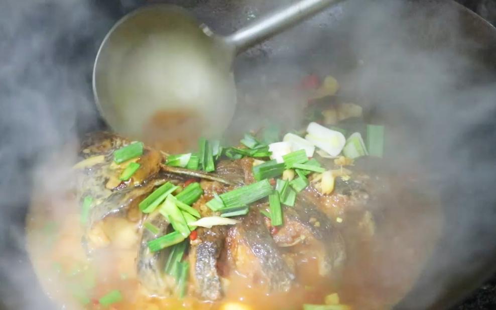 草鱼最好吃的做法全部,草鱼最好吃的做法小视频