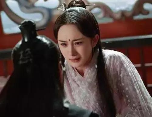 朱茵的黄蓉被换脸杨幂演技爆发,把朱茵的脸换成杨幂