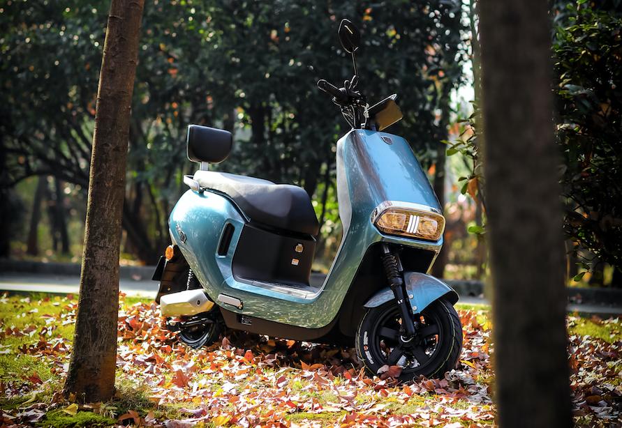 2款高性能的电摩,两轮电摩续航最长排名