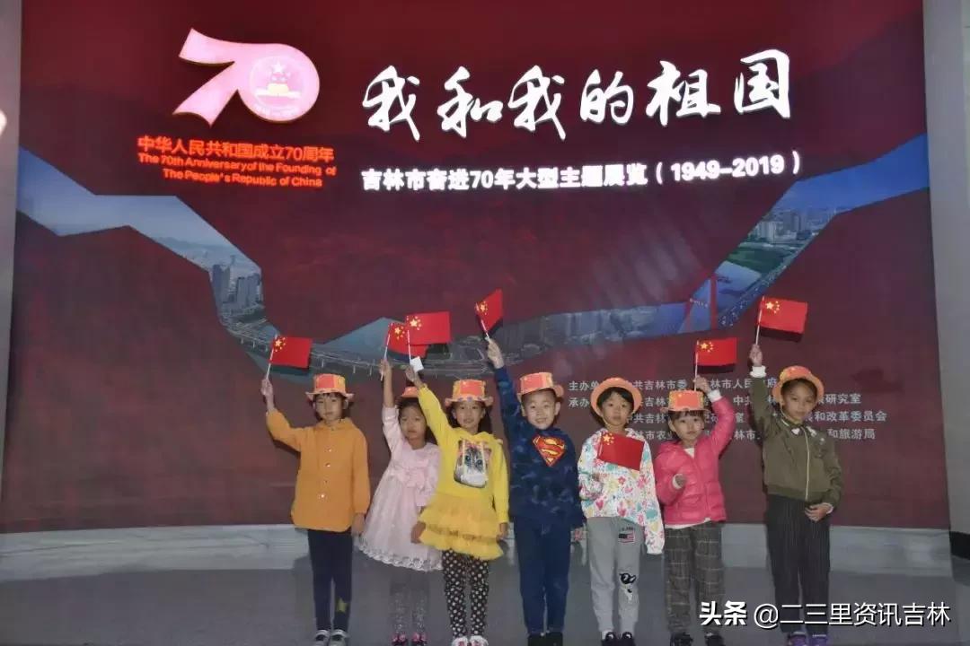 五星红旗我为你骄傲少儿舞蹈,幼儿唱五星红旗你是我的骄傲