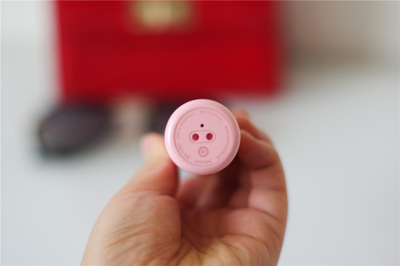 柔宇科技发布过的自拍杆,柔宇美颜自拍杆