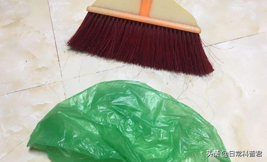 地板不耐脏一踩一个脚印怎么办,集装箱地板不耐脏有什么办法解决