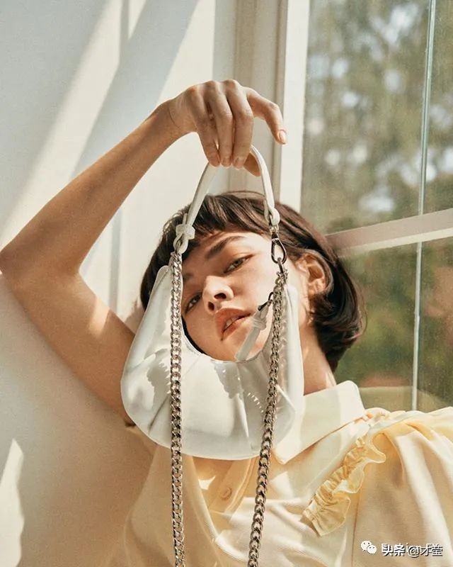 米兰读时尚管理的外国同学们，竟都爱上我这款淘宝卖几十块的包？