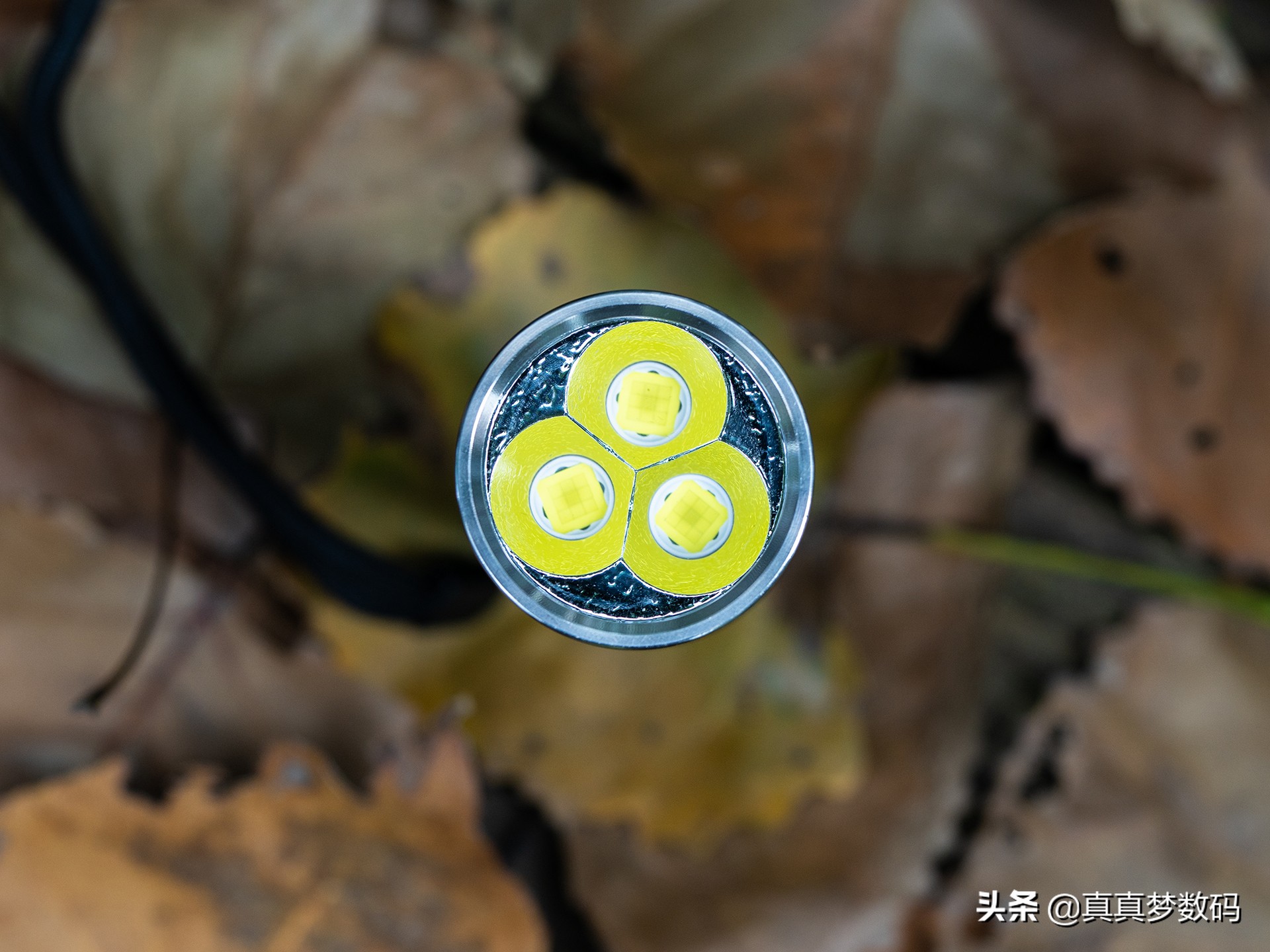 2021强光手电选购经验篇一:盘点我的高性价比强光手电筒