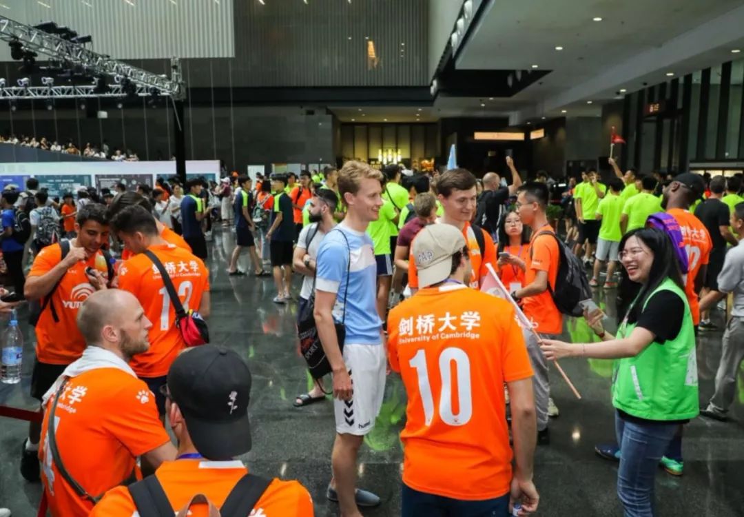 2019世界名校足球赛现场采访,第一届百年名校足球精英交流赛