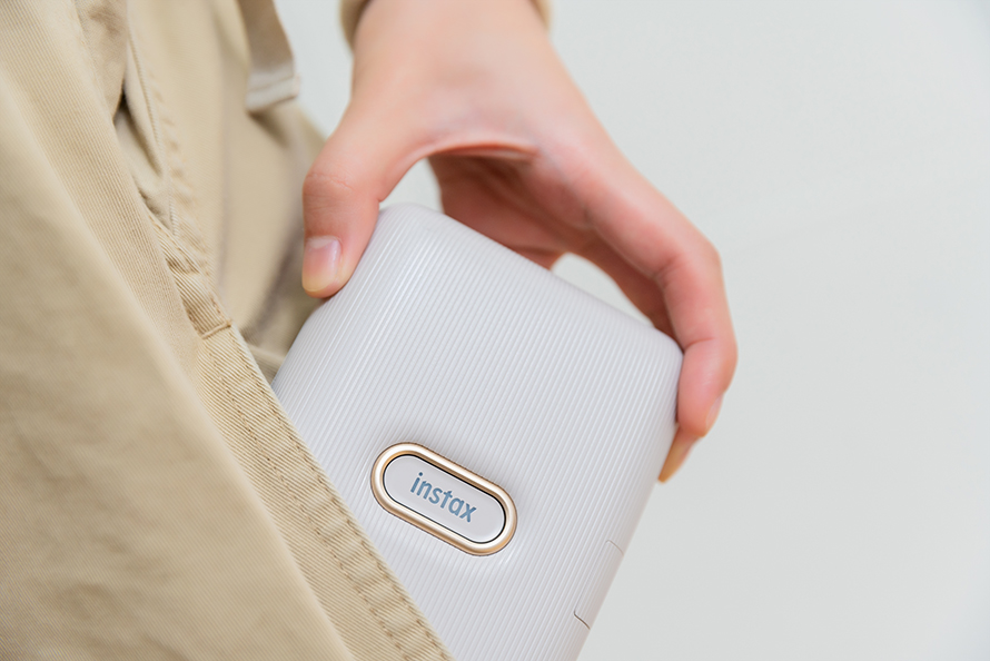 富士instaxminievo可打印,富士instaxminilink2测评