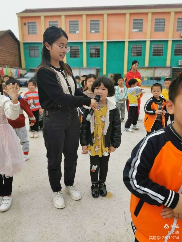 幼儿园书香润童心阅读伴成长,幼儿园书香润泽心灵阅读感悟