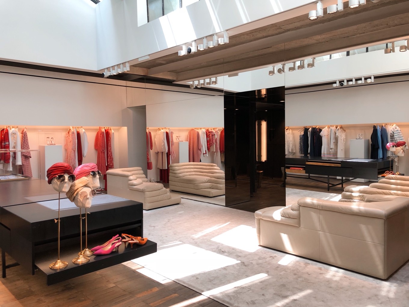 意大利米兰奥特莱斯购物攻略,意大利米兰超全购物攻略