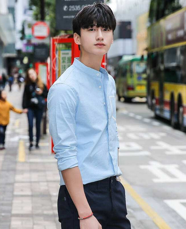 男生酒红色衬衫搭配什么裤子,男生衬衫搭配什么裤子好看