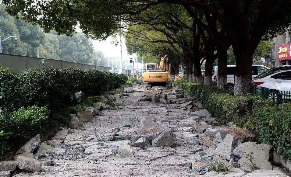 深圳反复修路太吵怎么投诉,深圳晚上修路扰民投诉