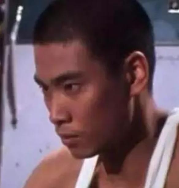 他是浪子，是绿叶，是影帝，是“喜剧之王”的另一面