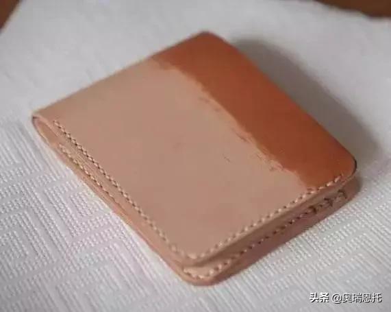 普通包包怎么保养,怎样保养包包更有光泽度