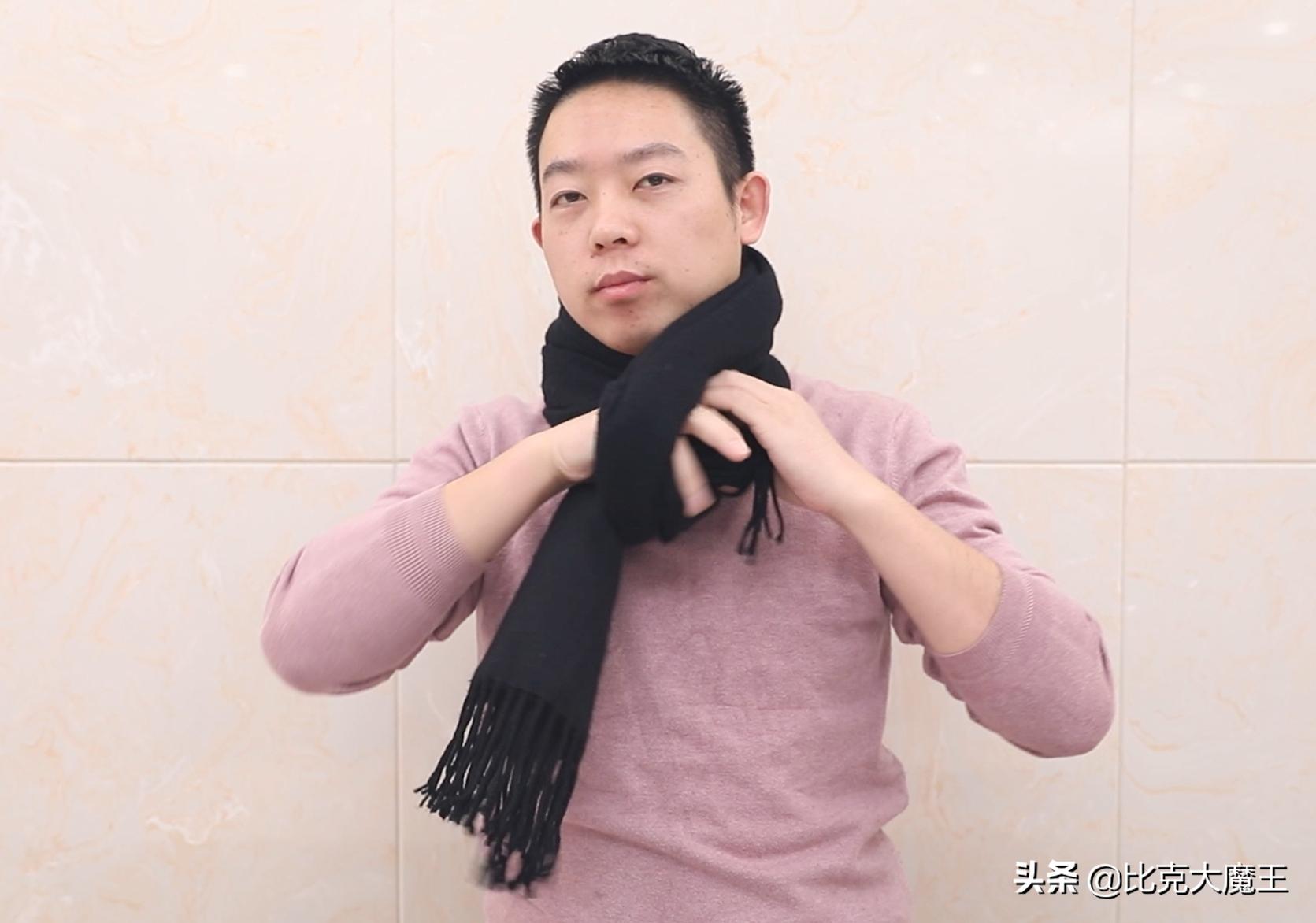 妹子手把手教你围巾的9种系法,教你8种不同的围巾系法