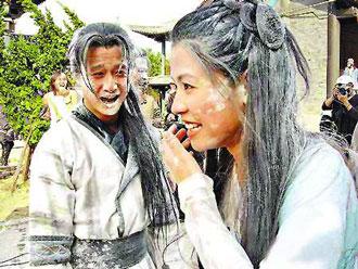 古天乐最佳银幕情侣宣萱现身活动,49岁的古天乐和宣萱同框