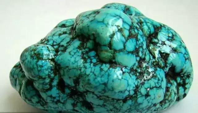 捡到这样的石头千万别扔桌子,遇到这样的石头赶紧捡