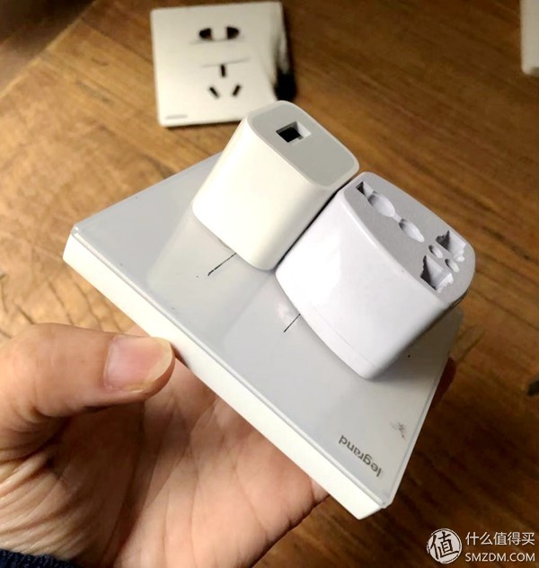 无边框开关插座,无边框开关插座拆解