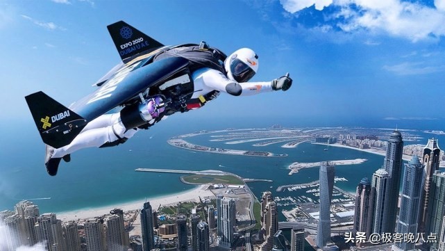 自由飞翔最轻的飞行器,世界上飞得最动感的飞机